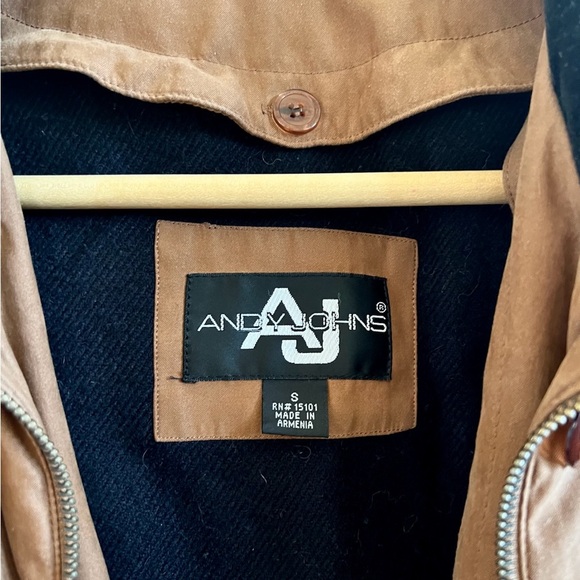 Brown Women’s Jacket - Picture 6 of 6
